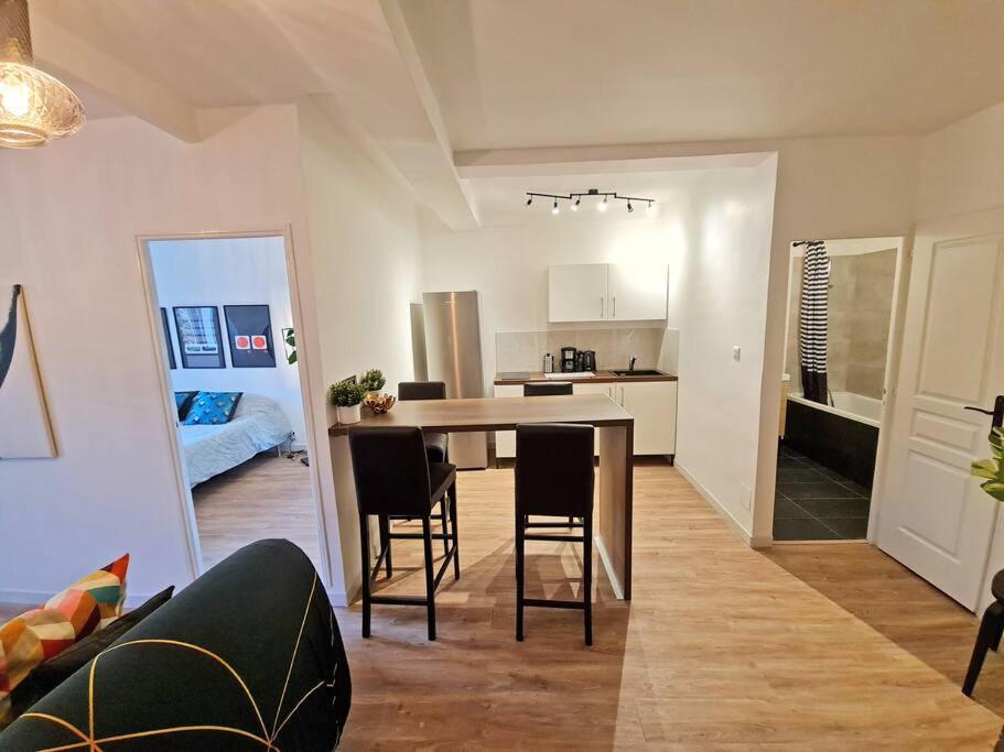 Gregbnb - T2 Design 43M2 - Toulon Est - Wifi Fibre - N2 Exteriér fotografie